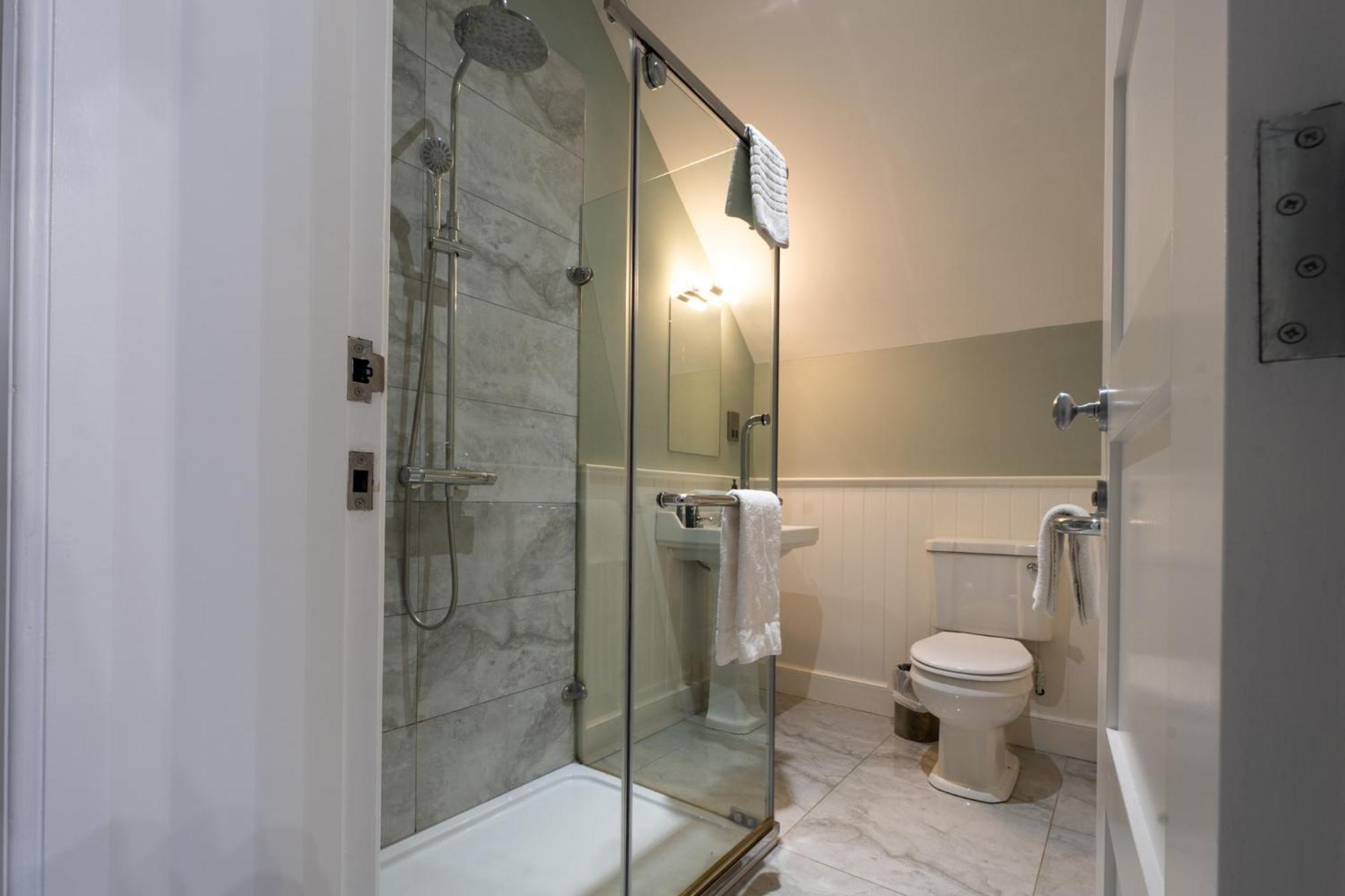 Escape Ordinary At Lough Erne Golf Village Ενισκίλεν Εξωτερικό φωτογραφία